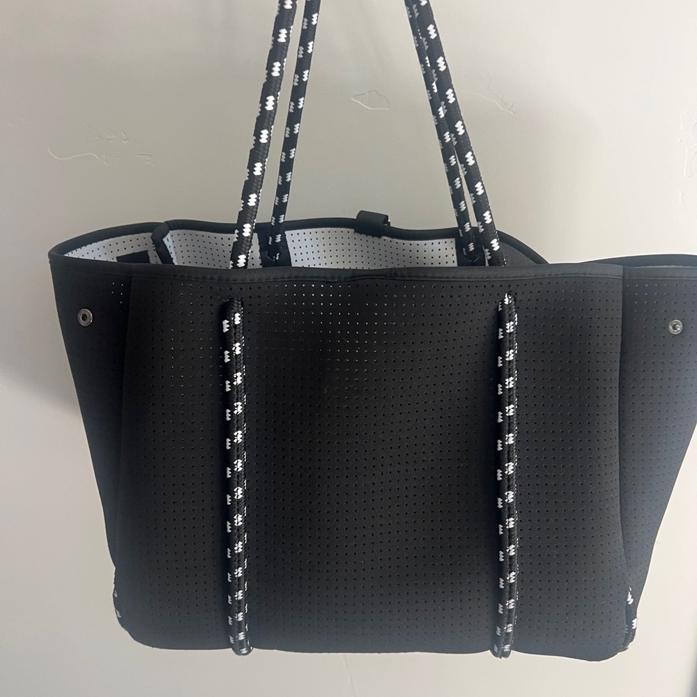 Popups Everyday Tote - Basic Black - image 2